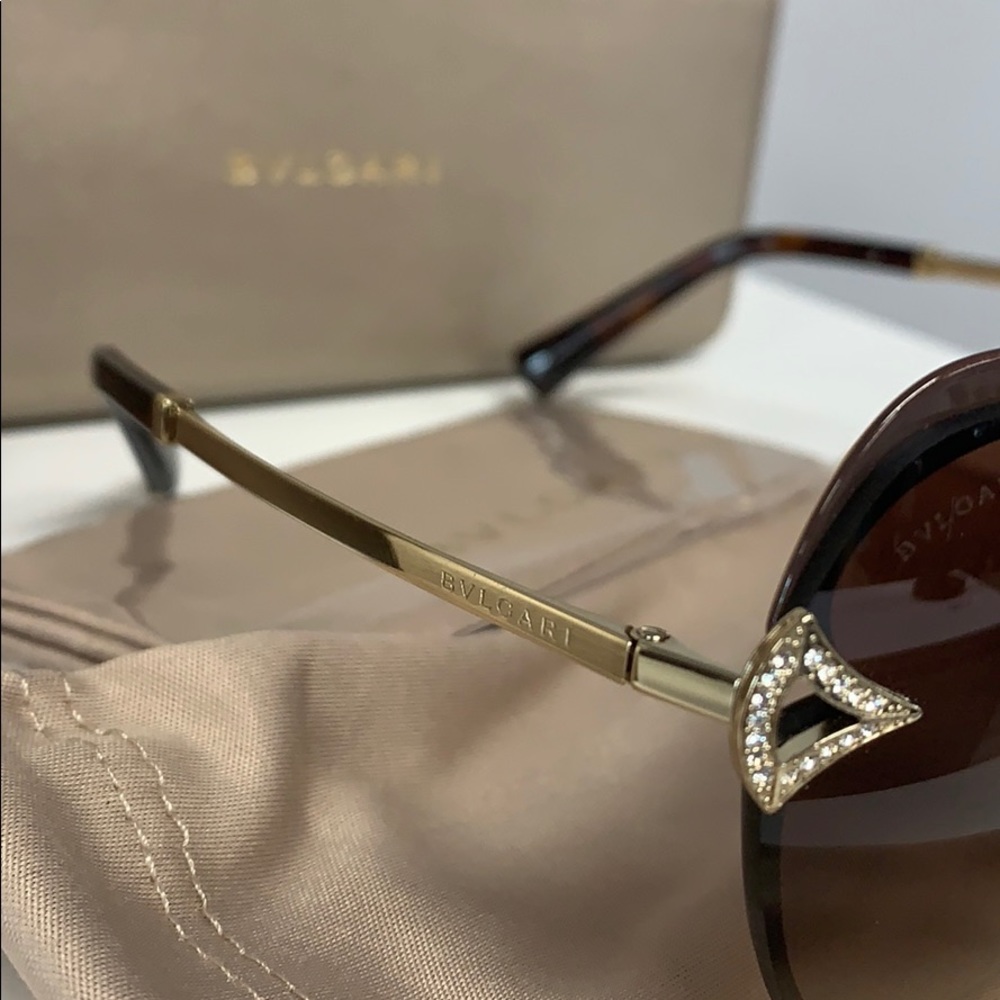 BVULGARI women’s sunglasses - Picture 6 of 12